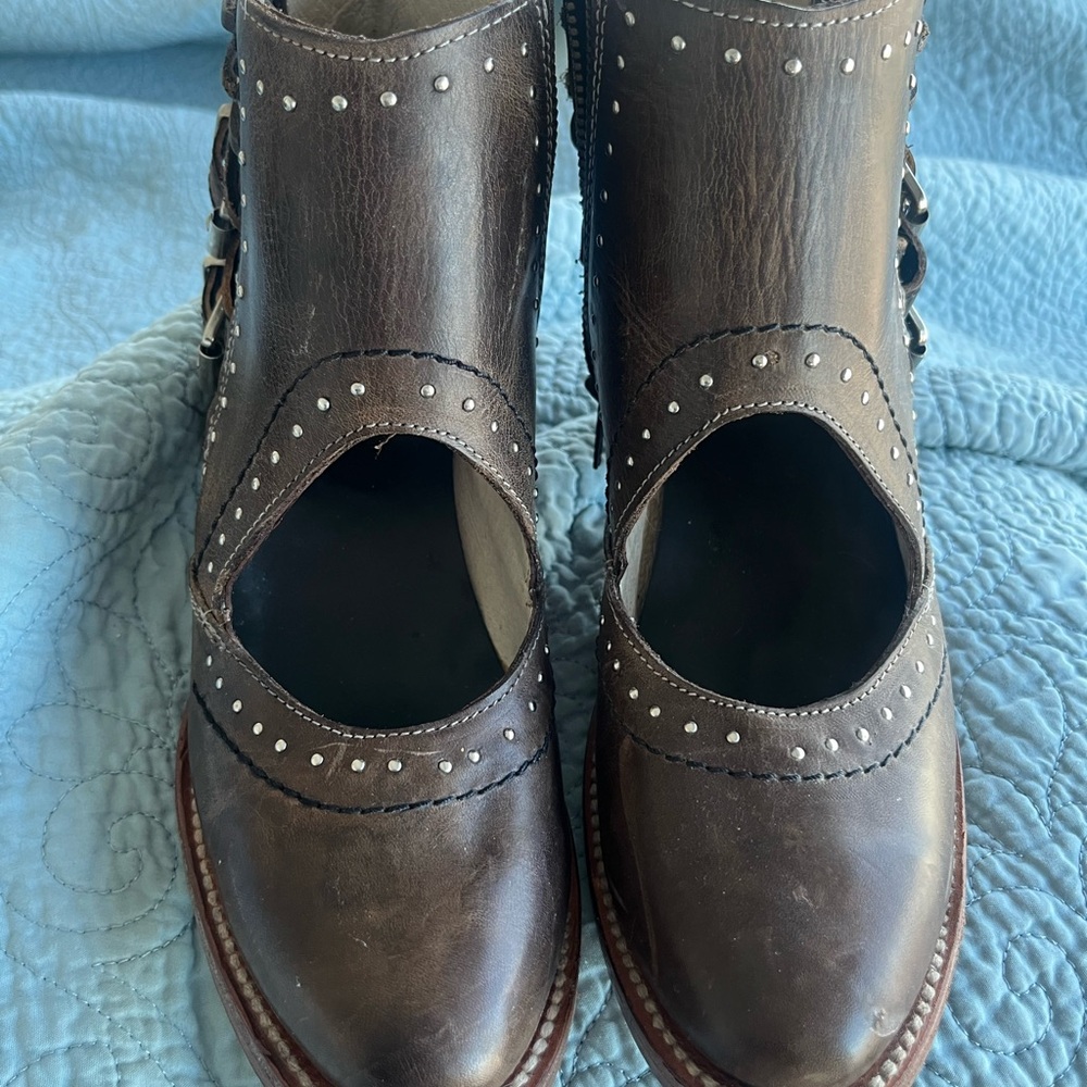 Freebird Brown Studded Boots Desert 8 - Picture 8 of 10